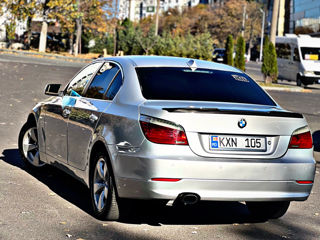 BMW 5 Series foto 5