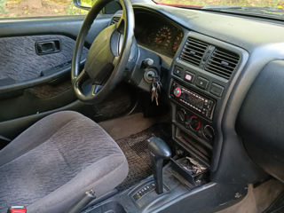 Nissan Almera foto 4