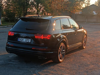 Audi Q7 foto 4