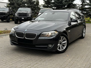 BMW 5 Series foto 2