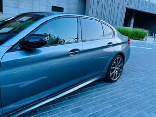 BMW 5 Series foto 9