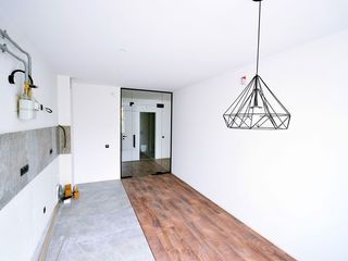 Apartament cu 3 odăi 80m2 / Reparație euro / Bloc nou de tip club! foto 2