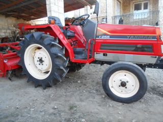 Vand Tractor Japonez ianmar f 255  26 CP  4X2  cu freza recent importat foto 7