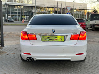 BMW 7 Series foto 4