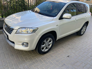 Toyota Rav 4 foto 2