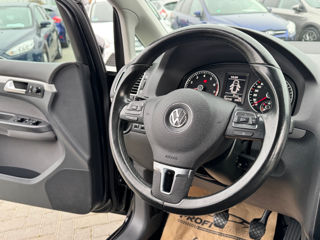 Volkswagen Touran foto 9