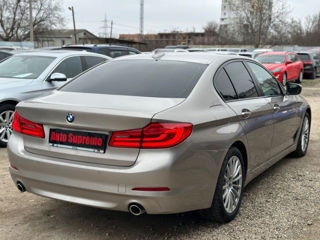 BMW 5 Series foto 5