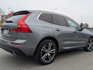 Volvo XC60 foto 2