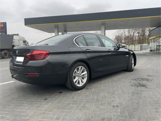 BMW 5 Series foto 5