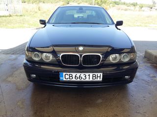 BMW 5 Series foto 2