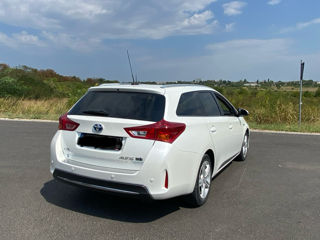 Toyota Auris foto 3