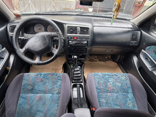 Nissan Almera foto 4