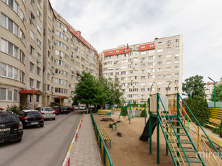 Apartament cu 3 camere, 114 m², Botanica, Chișinău foto 18