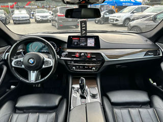 BMW 5 Series foto 4