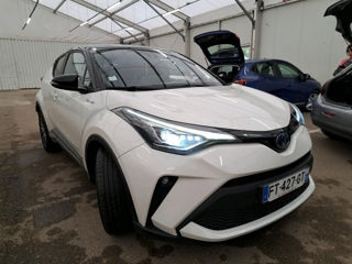 Toyota C-HR foto 2