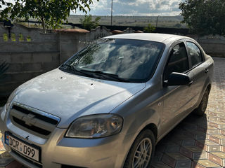 Chevrolet Aveo foto 2