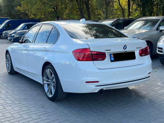 BMW 3 Series foto 5