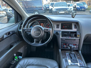 Audi Q7 foto 9