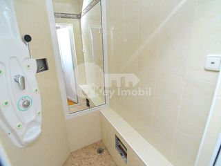 Apartament de lux în chirie, str. Ciuflea, Centru, 750 € ! foto 10