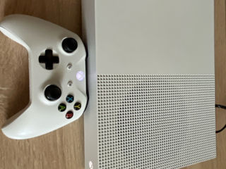 Vînd xbox one S foto 2