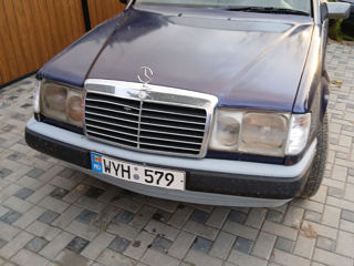 Mercedes Series (W124) foto 2