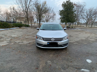 Volkswagen Passat foto 4