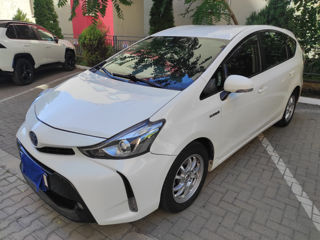 Toyota Prius + foto 1