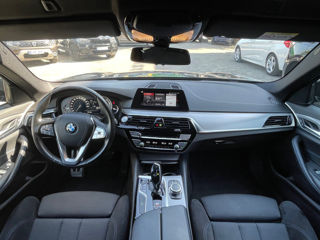 BMW 5 Series foto 7