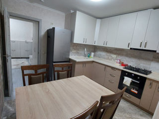 Apartament cu 2 camere, 65 m², Buiucani, Chișinău foto 8