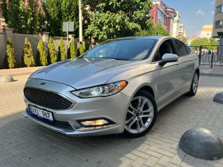 Ford Fusion foto 2