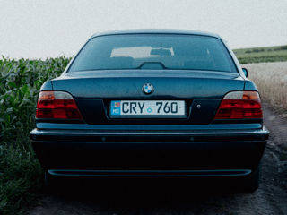 BMW 7 Series foto 4