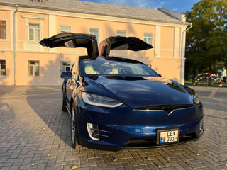 Tesla Model X foto 6