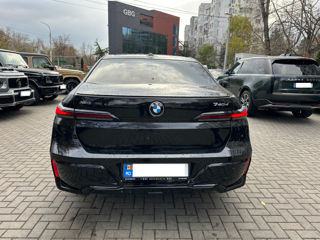 BMW 7 Series foto 5