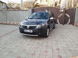 Dacia Sandero foto 2