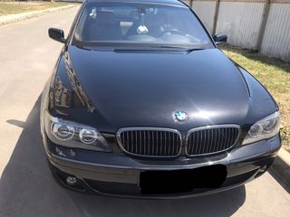 BMW 7 Series foto 4