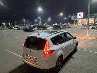 Renault Grand Scenic foto 7