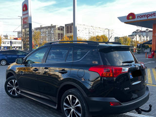 Toyota Rav 4 foto 4