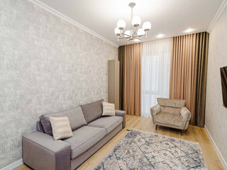 Apartament cu 2 camere, 77 m², Centru, Chișinău