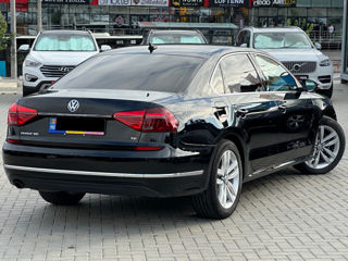 Volkswagen Passat foto 4