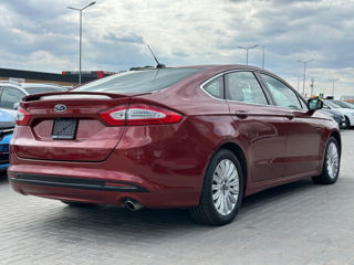 Ford Fusion foto 3