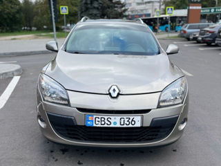 Renault Megane foto 2