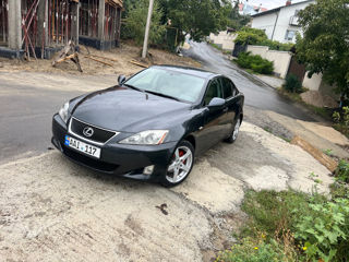 Lexus IS Series