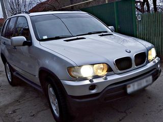 BMW X5 foto 1