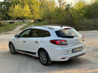 Renault Megane foto 2