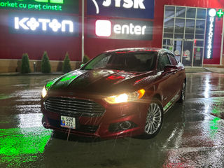 Ford Fusion foto 6