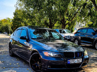 BMW 3 Series foto 1