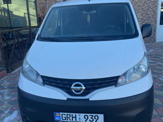 Nissan NV200