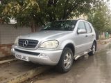 Mercedes ML Class foto 1