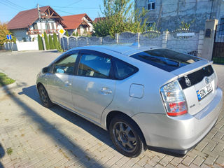 Toyota Prius foto 3