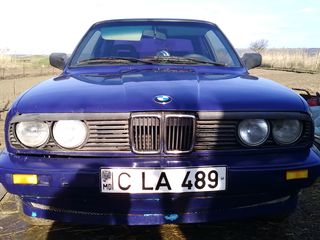 BMW 3 Series foto 1